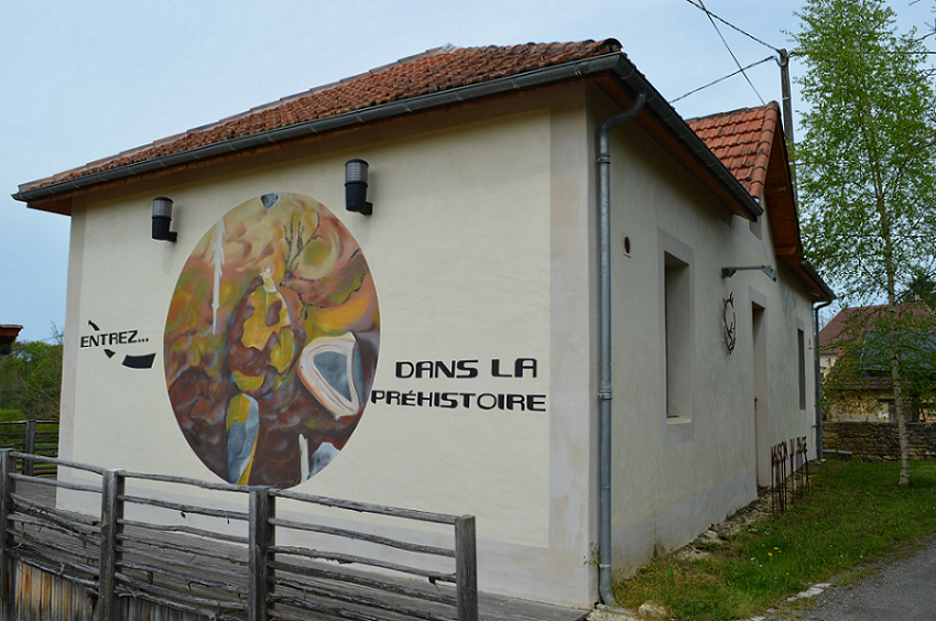 Fresque de la Maison du Piage
